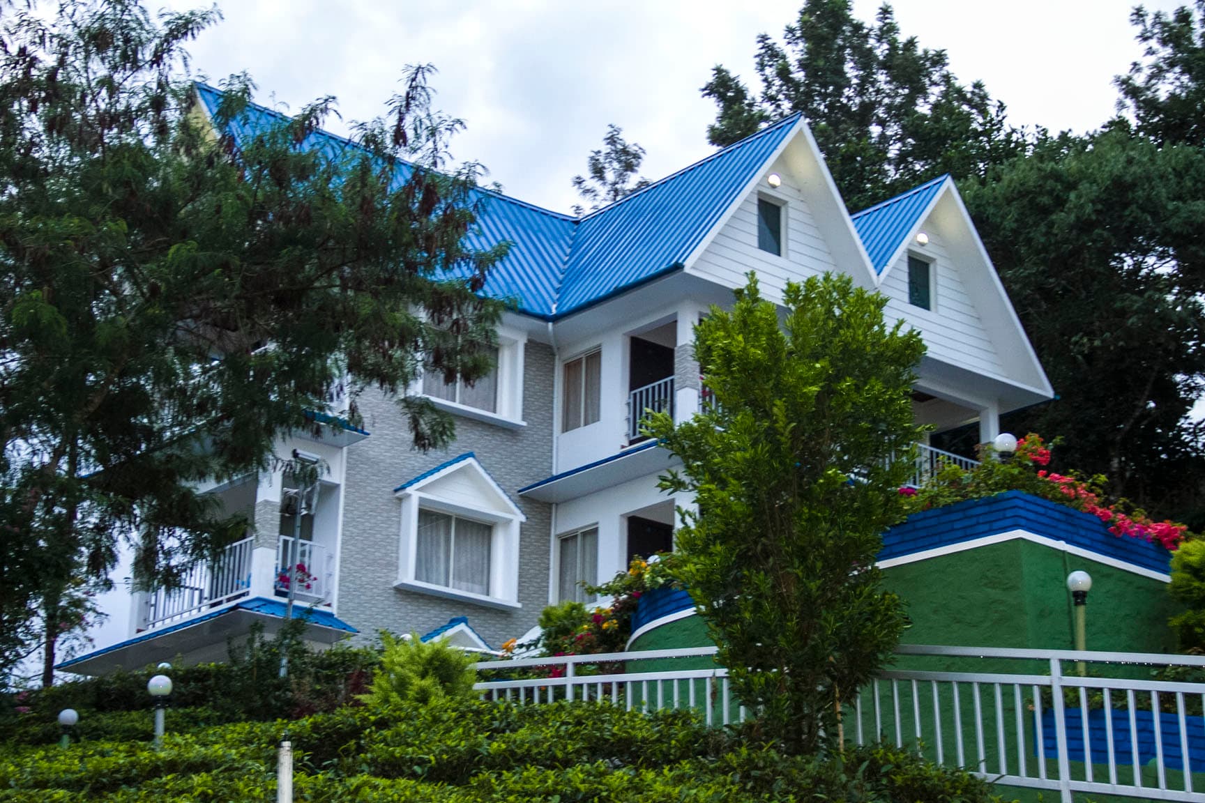 Camelia and Elettaria – The Twin resorts